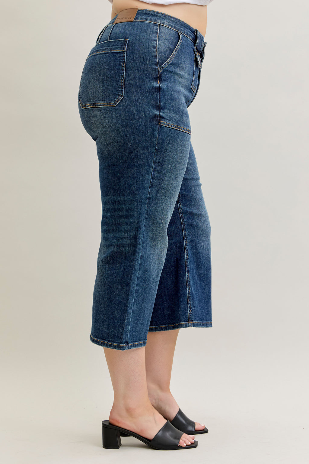 Judy Blue Power Move Utility Crop