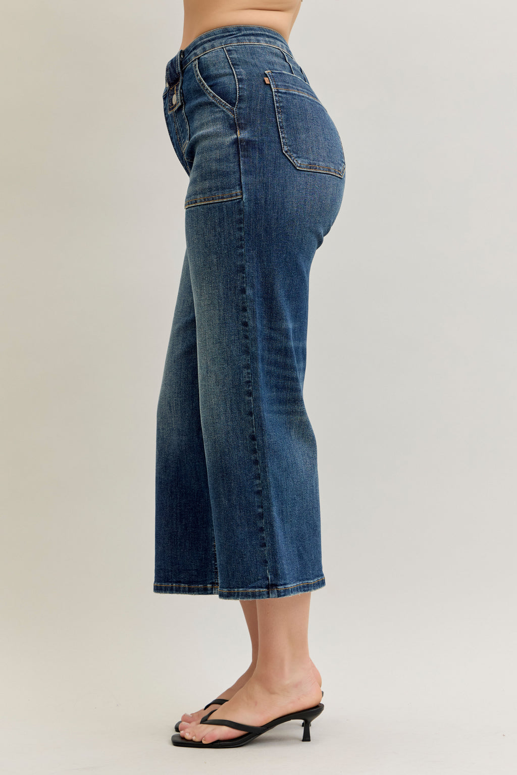 Judy Blue Power Move Utility Crop