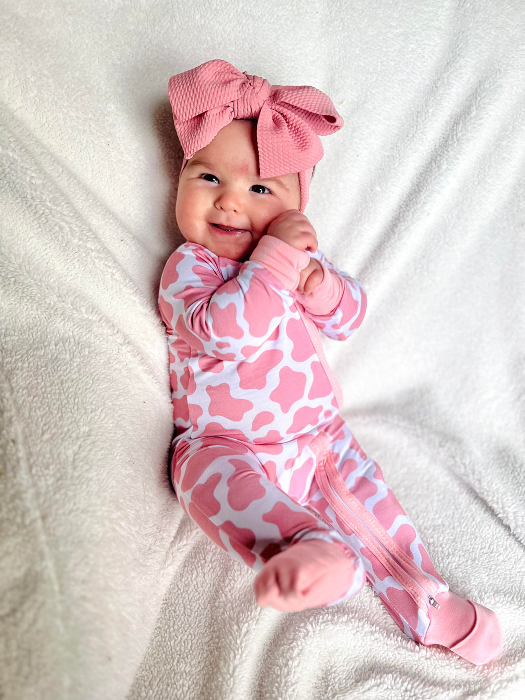 Strawberry Cow-print Zippy