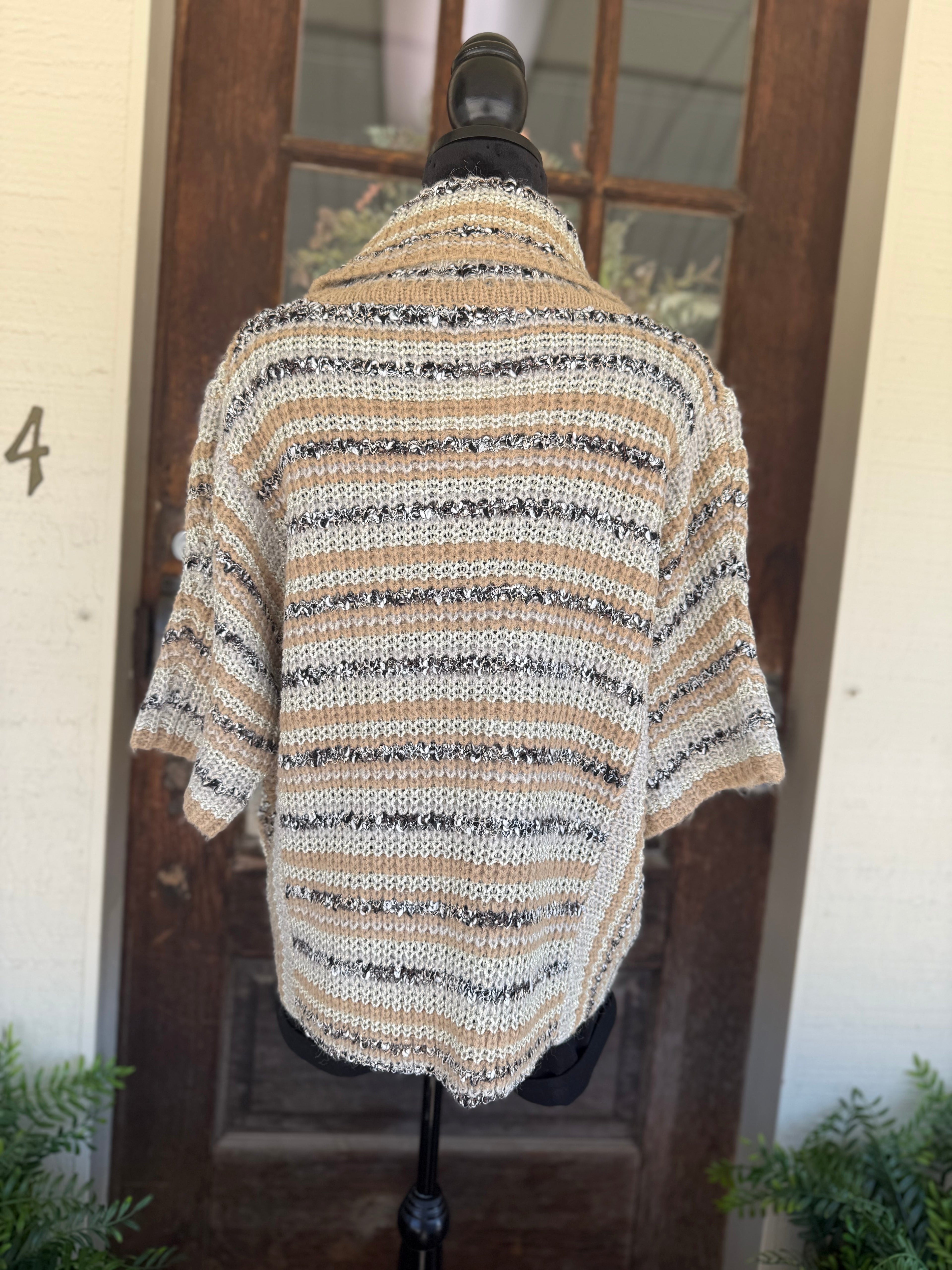 Sandy Bloom Sweater Top