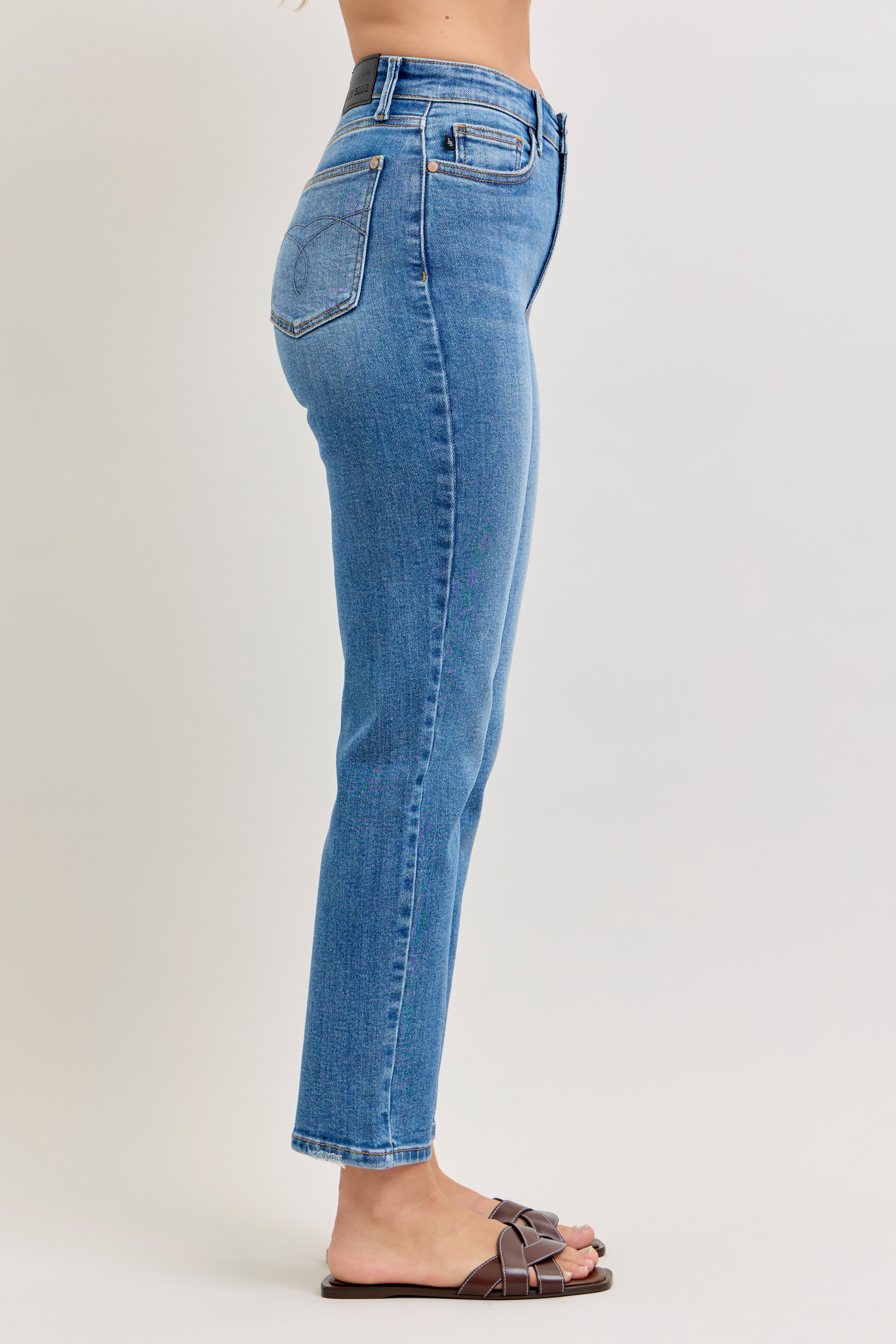 Judy Blue Everyday Classic Ankle Jean