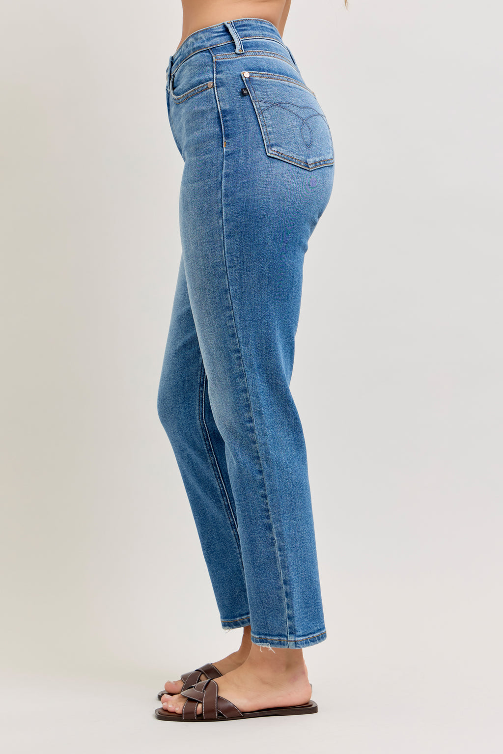 Judy Blue Everyday Classic Ankle Jean