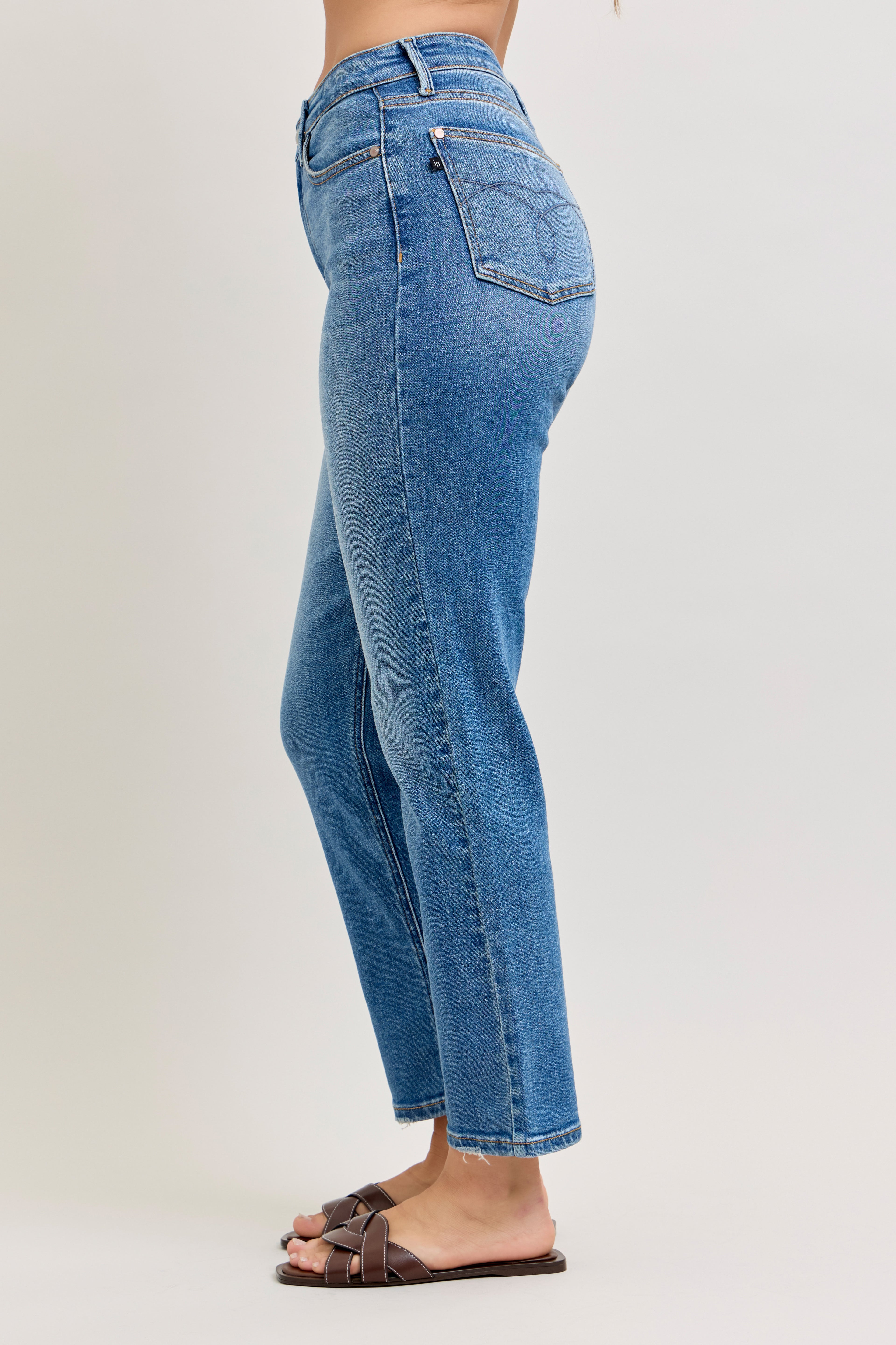 Judy Blue Everyday Classic Ankle Jean