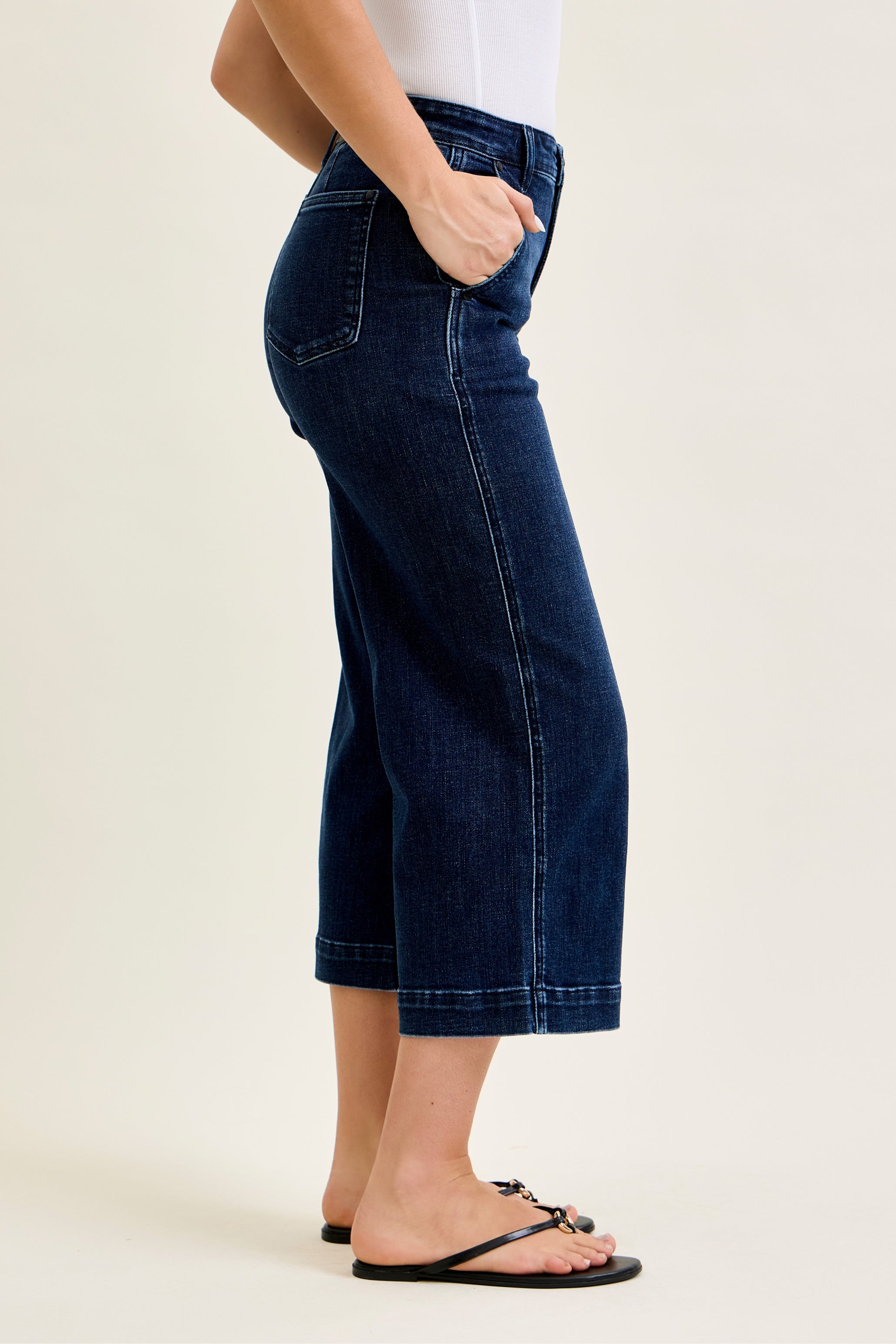 Judy Blue Jet Set Wide Leg Cropped Jean