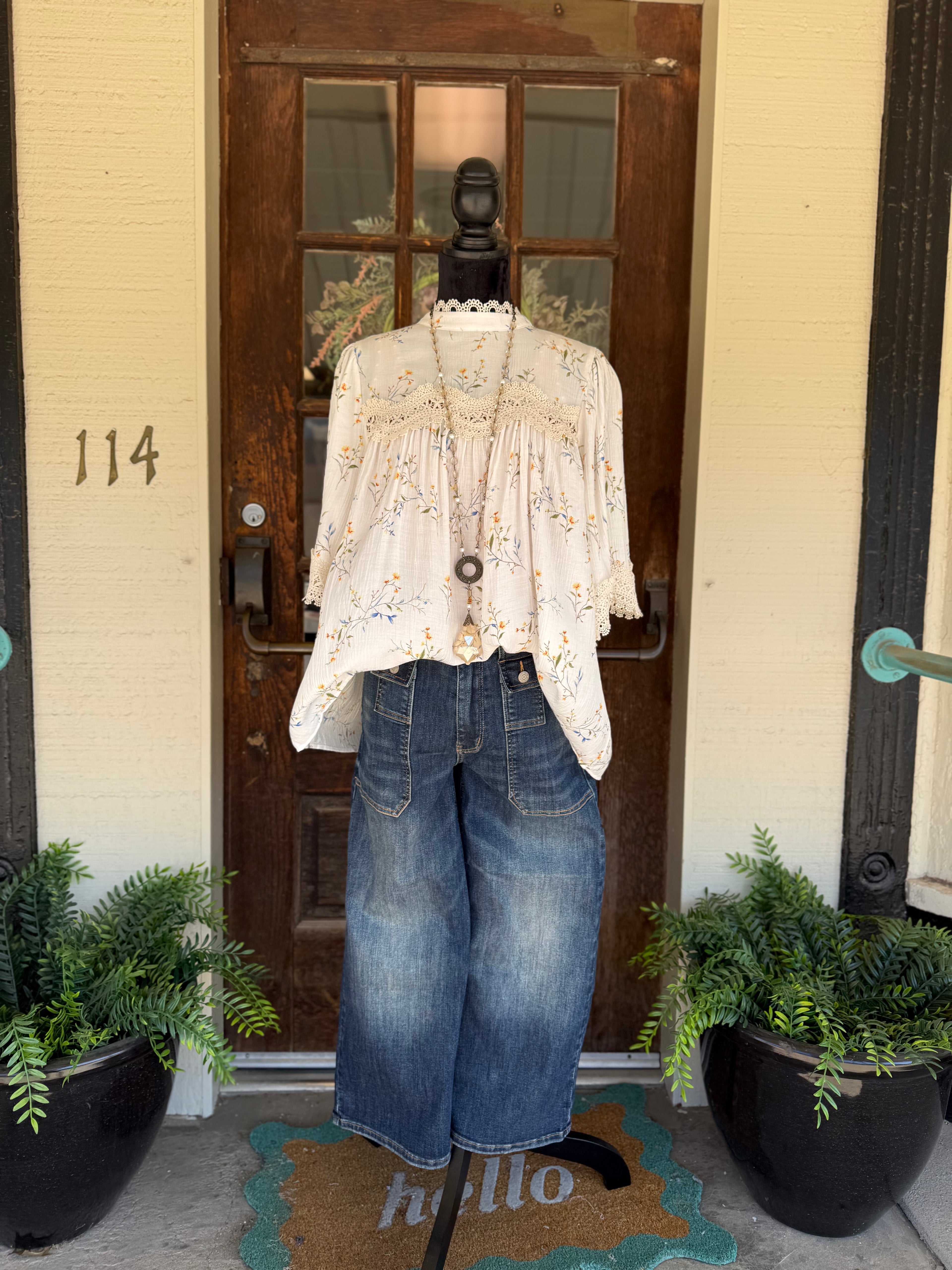 Prairie Peach Floral Top