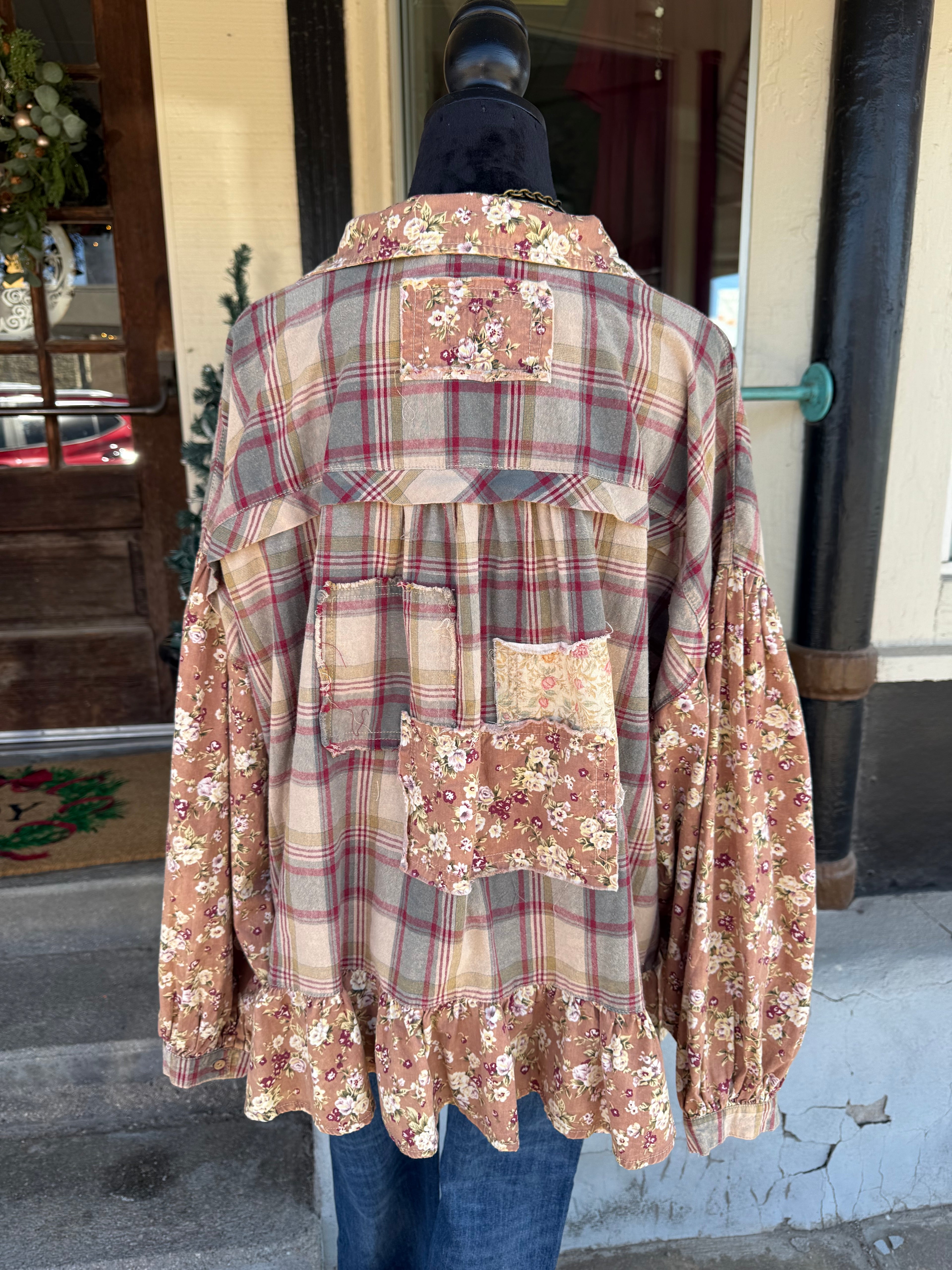 Homestead Blossoms Top