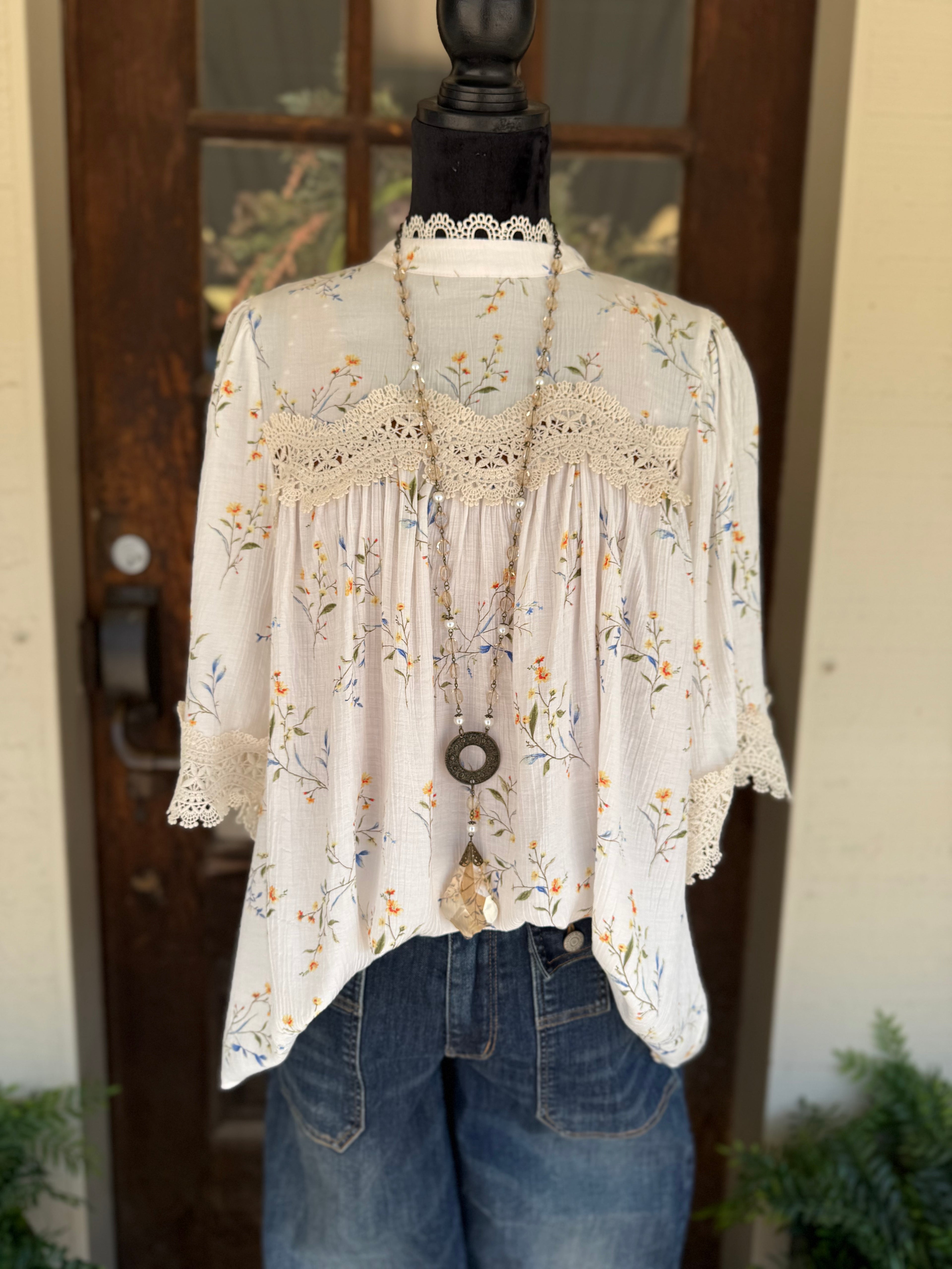 Prairie Peach Floral Top