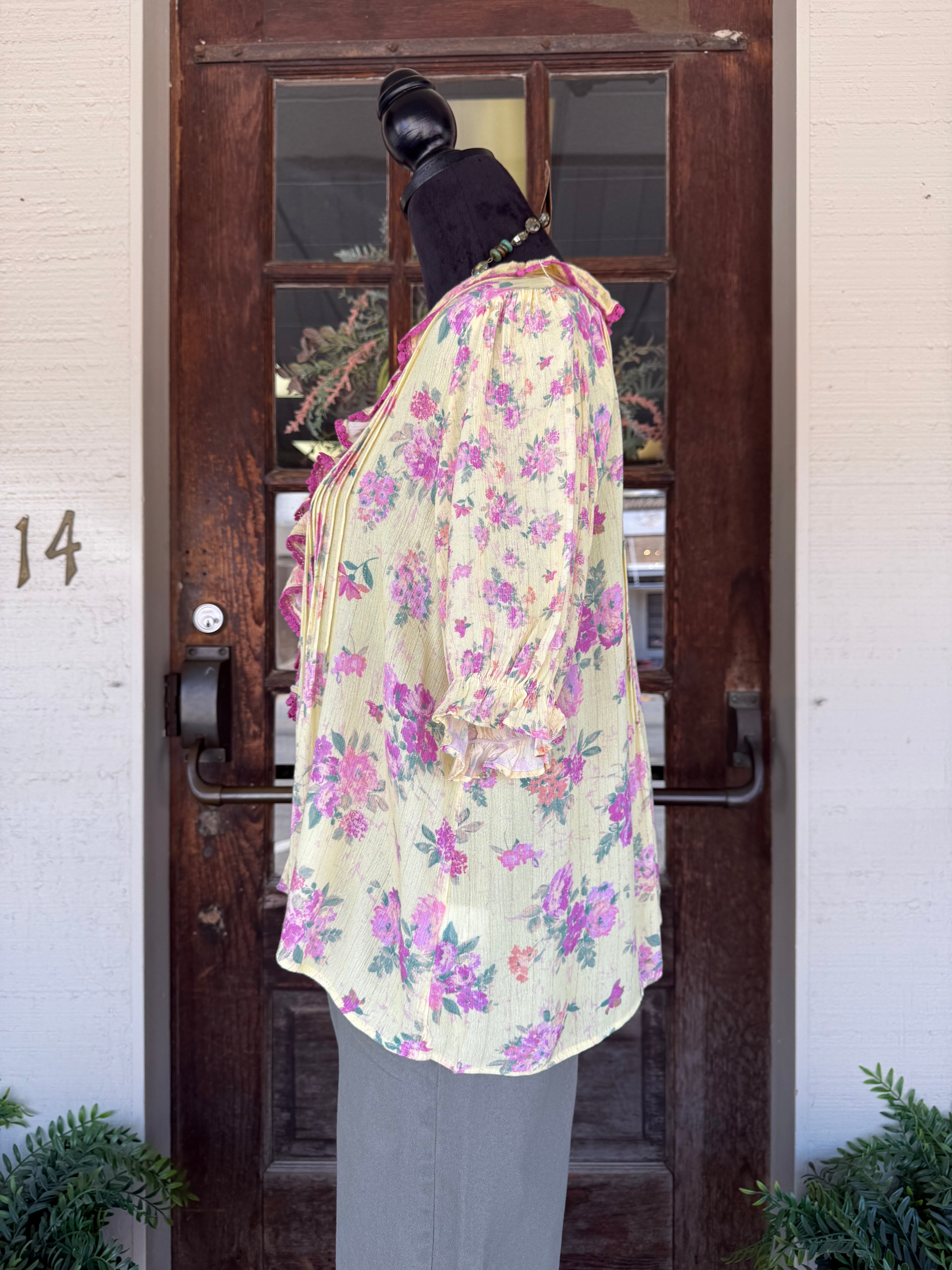 Lemon Blossom Top