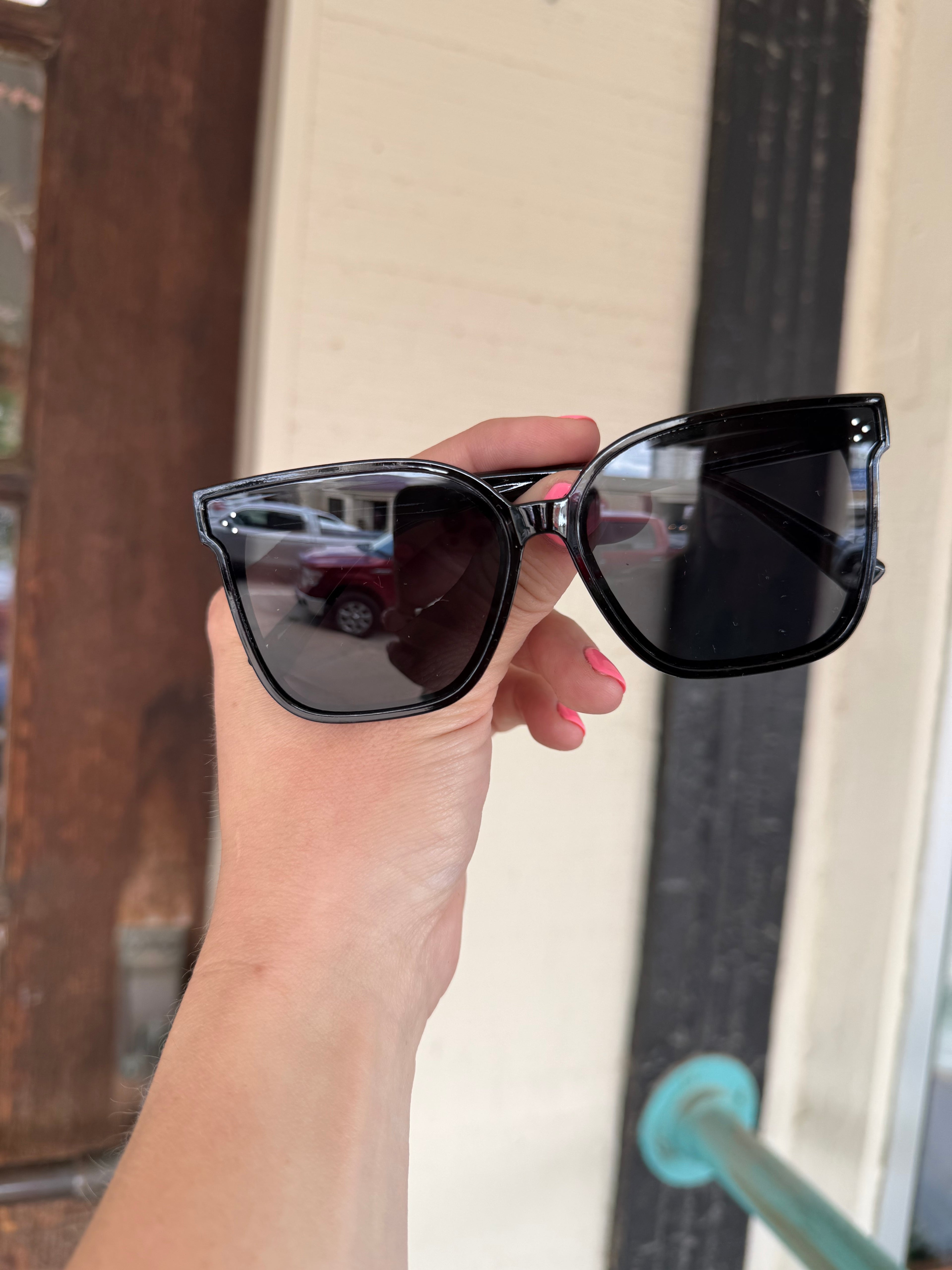 Classic Black Mini Trendsetter Sunnies