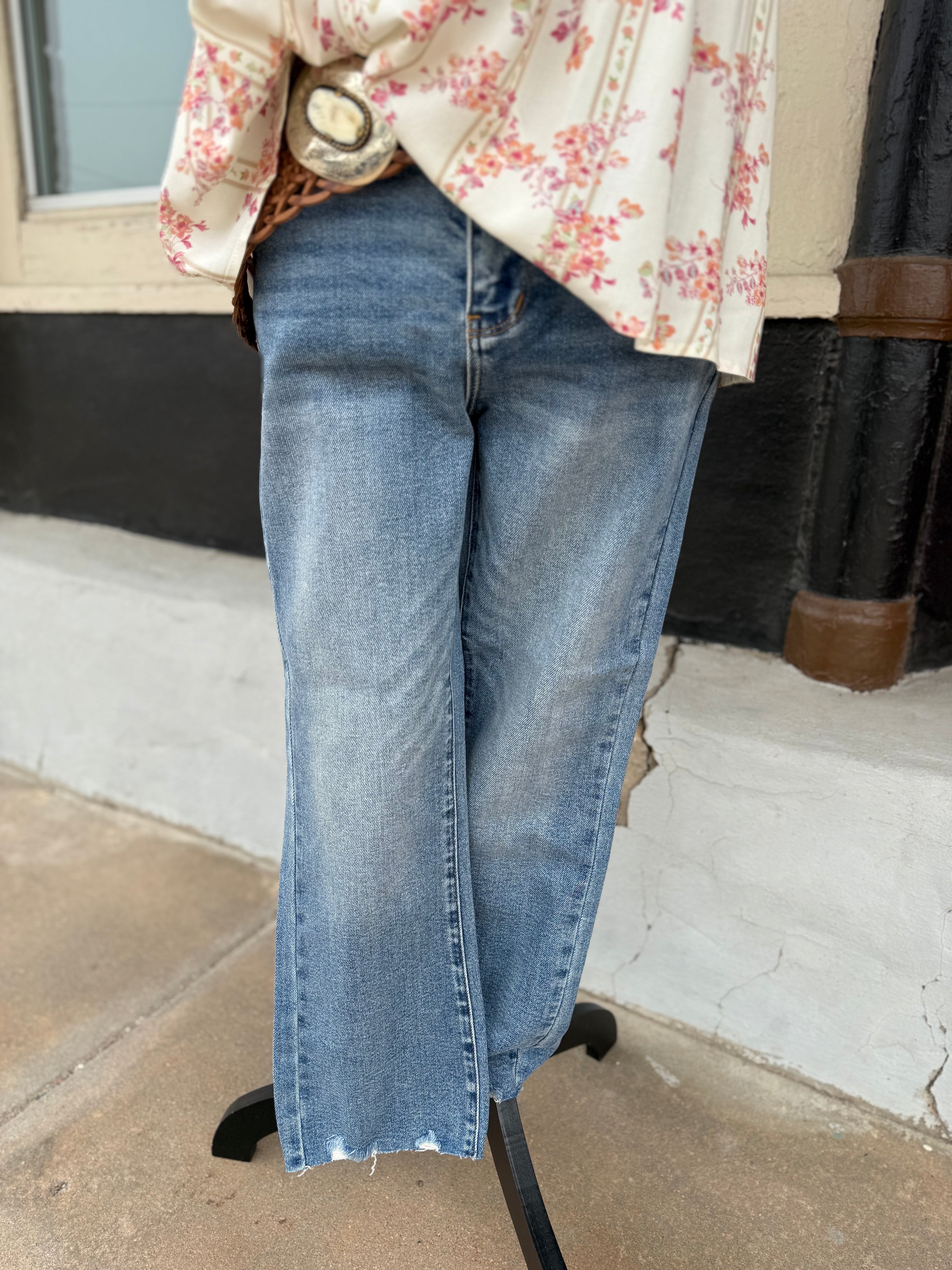 Judy Blue Willow Vintage Kick Flare Jeans