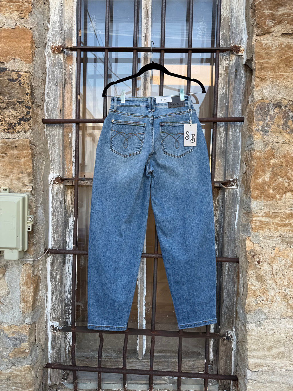 JB Soft Barrel & Stitch Jean