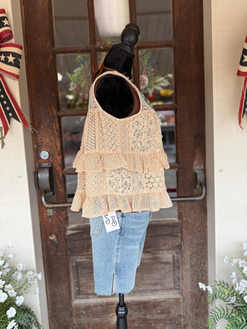 Darlin’ Lace Ruffle Top