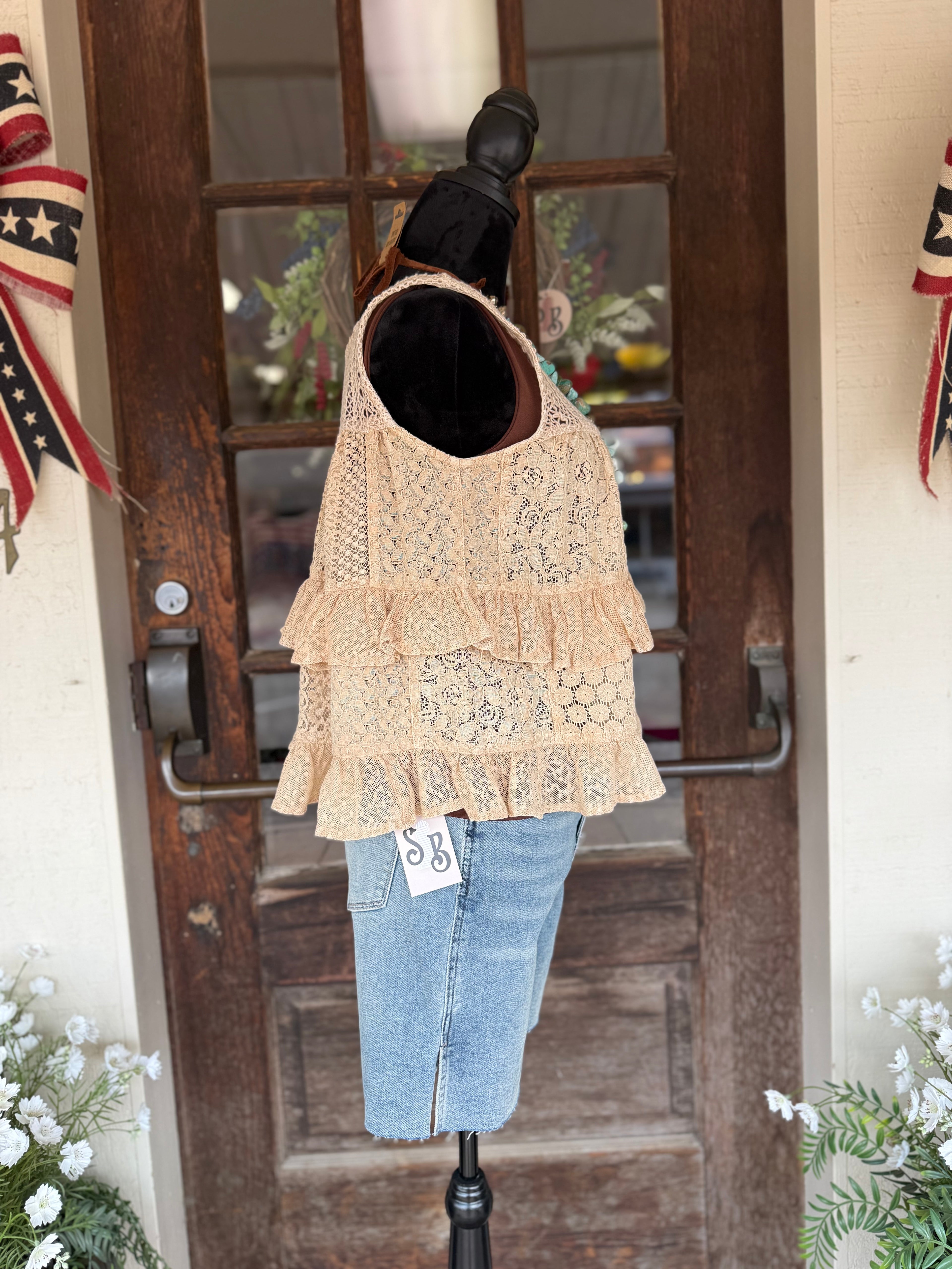 Darlin’ Lace Ruffle Top