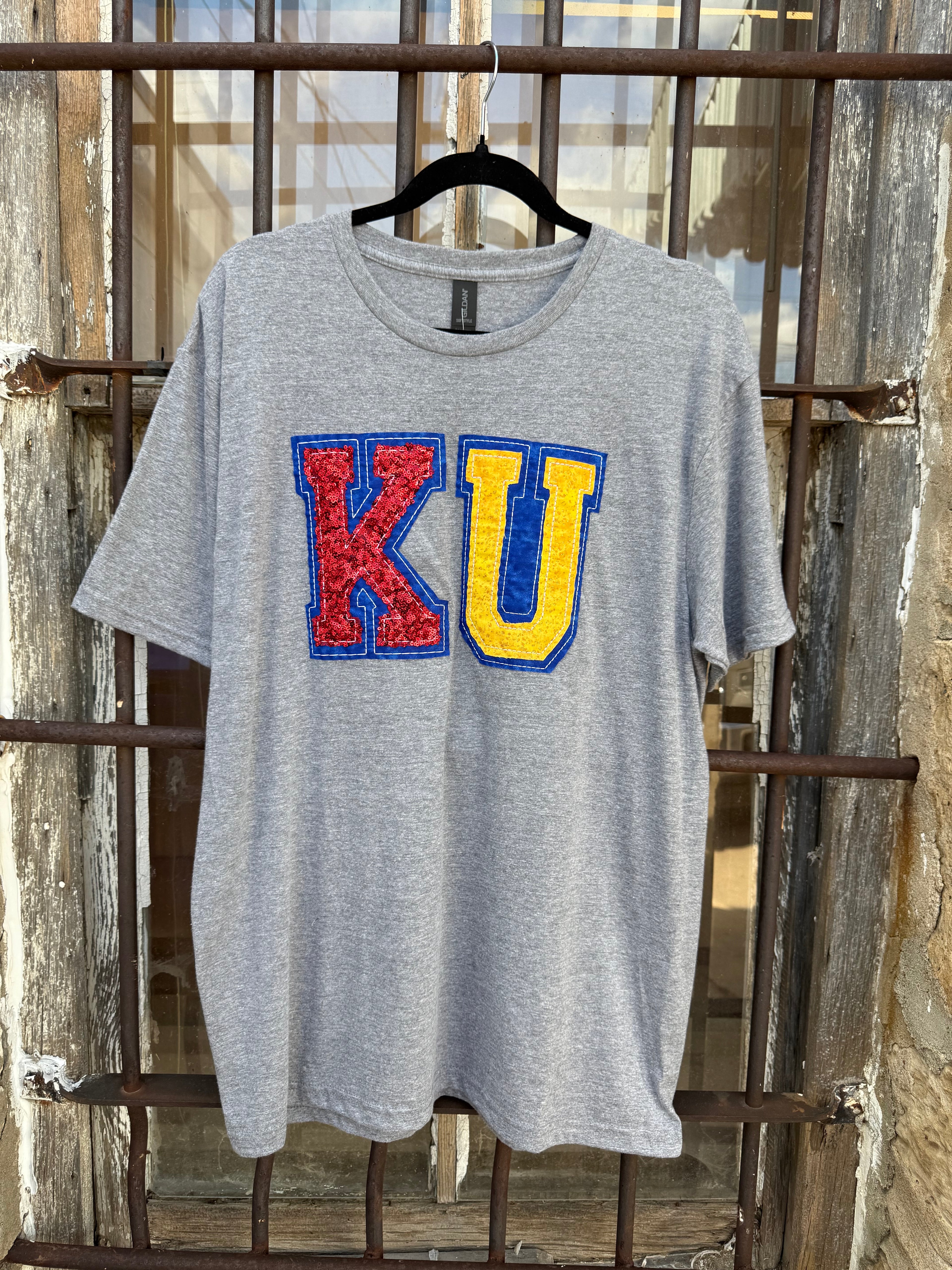 KU Applique Tee