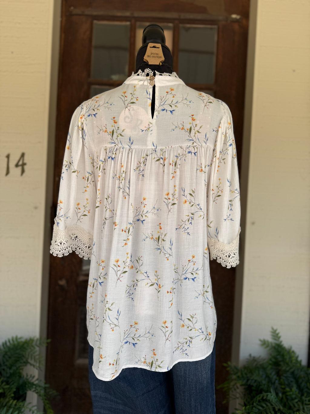 Prairie Peach Floral Top