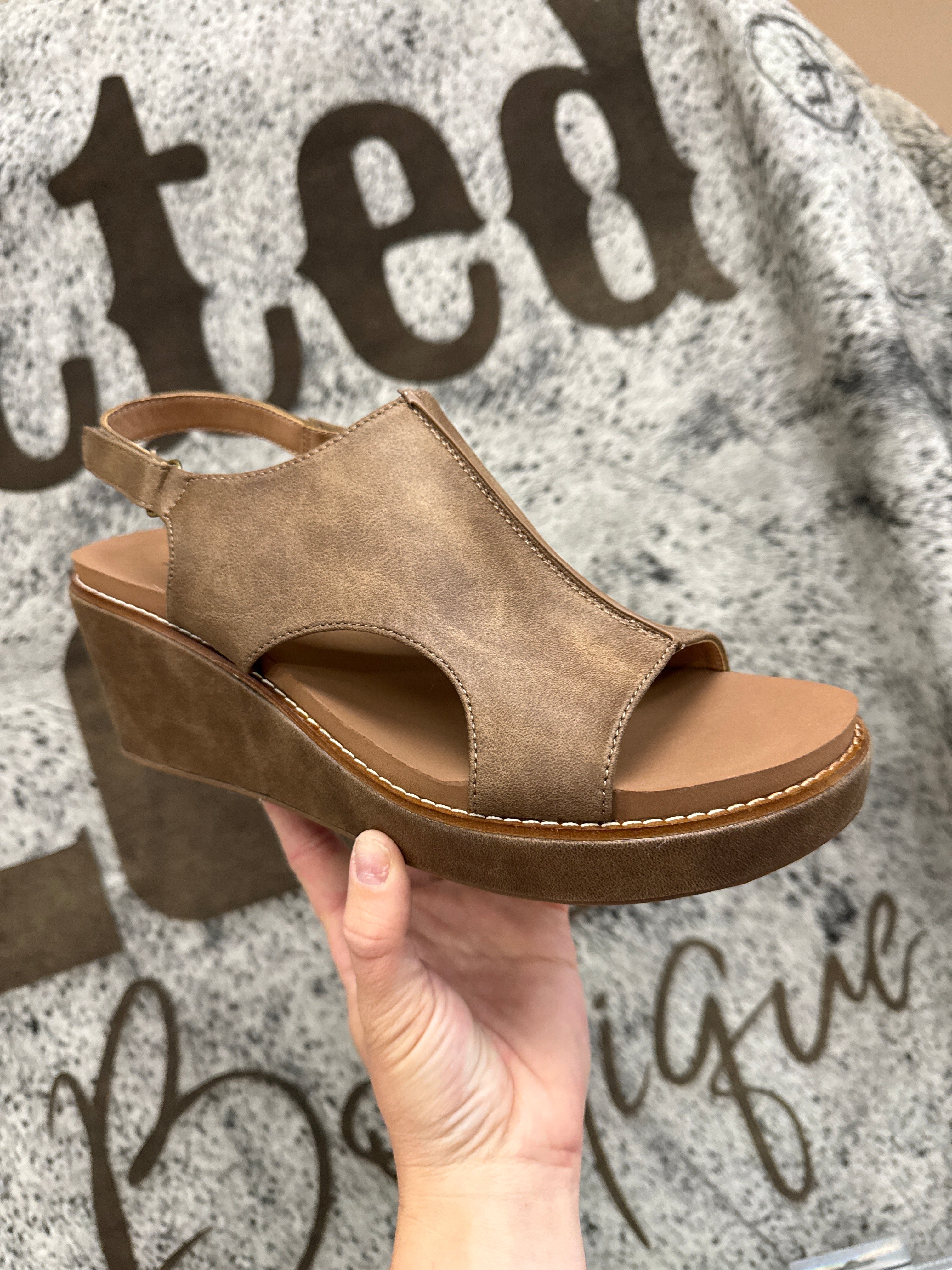 Corky's Carley Taupe 2