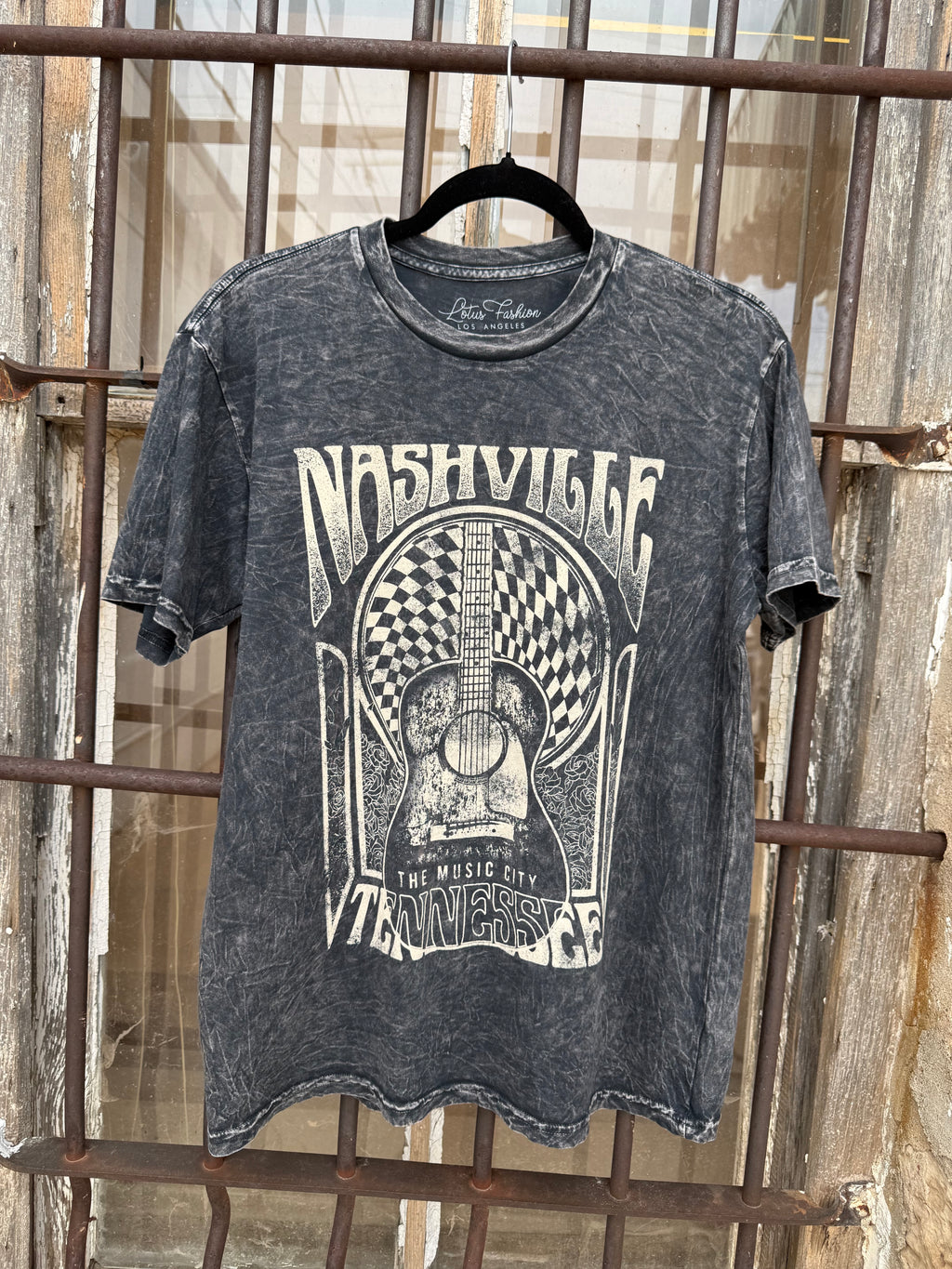 Nashville Graphic Tee