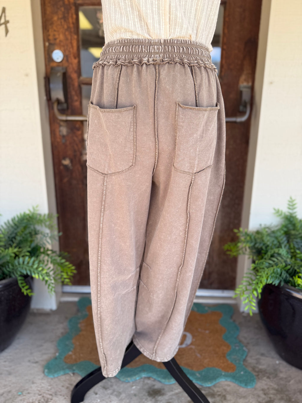 Mocha Mood Barrel Pants