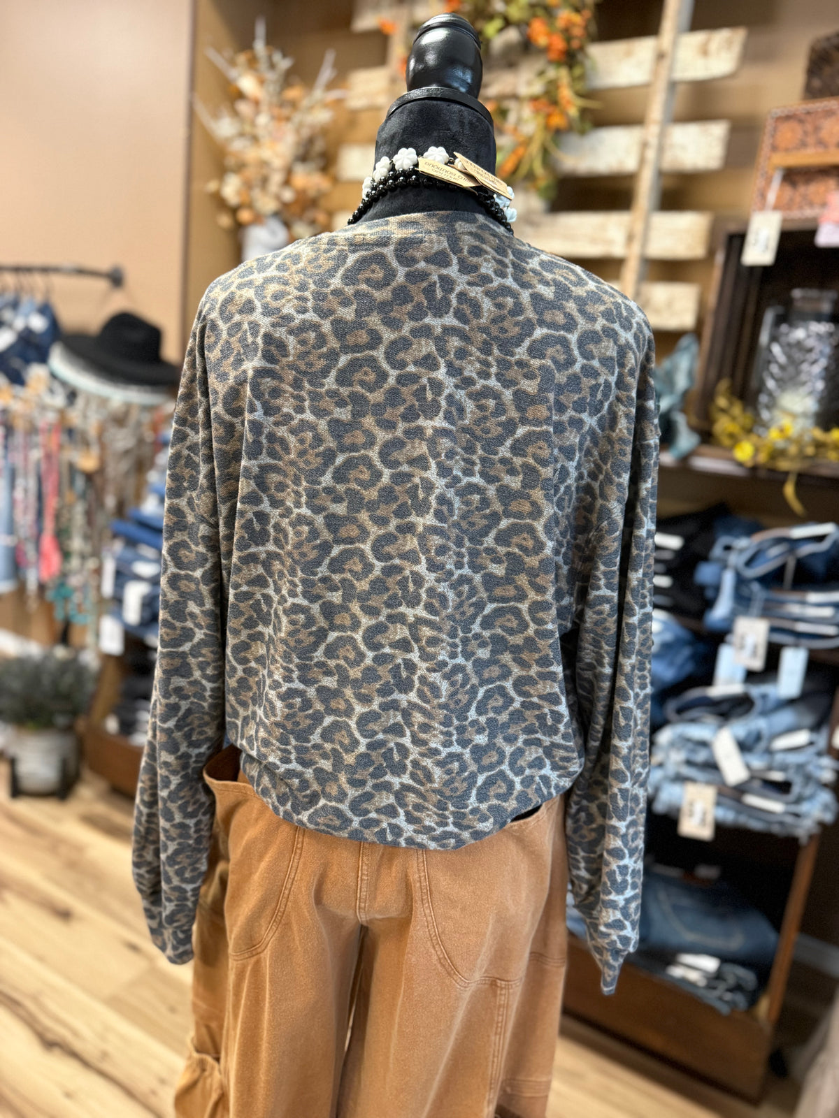 Lowkey Leopard Lounge Top
